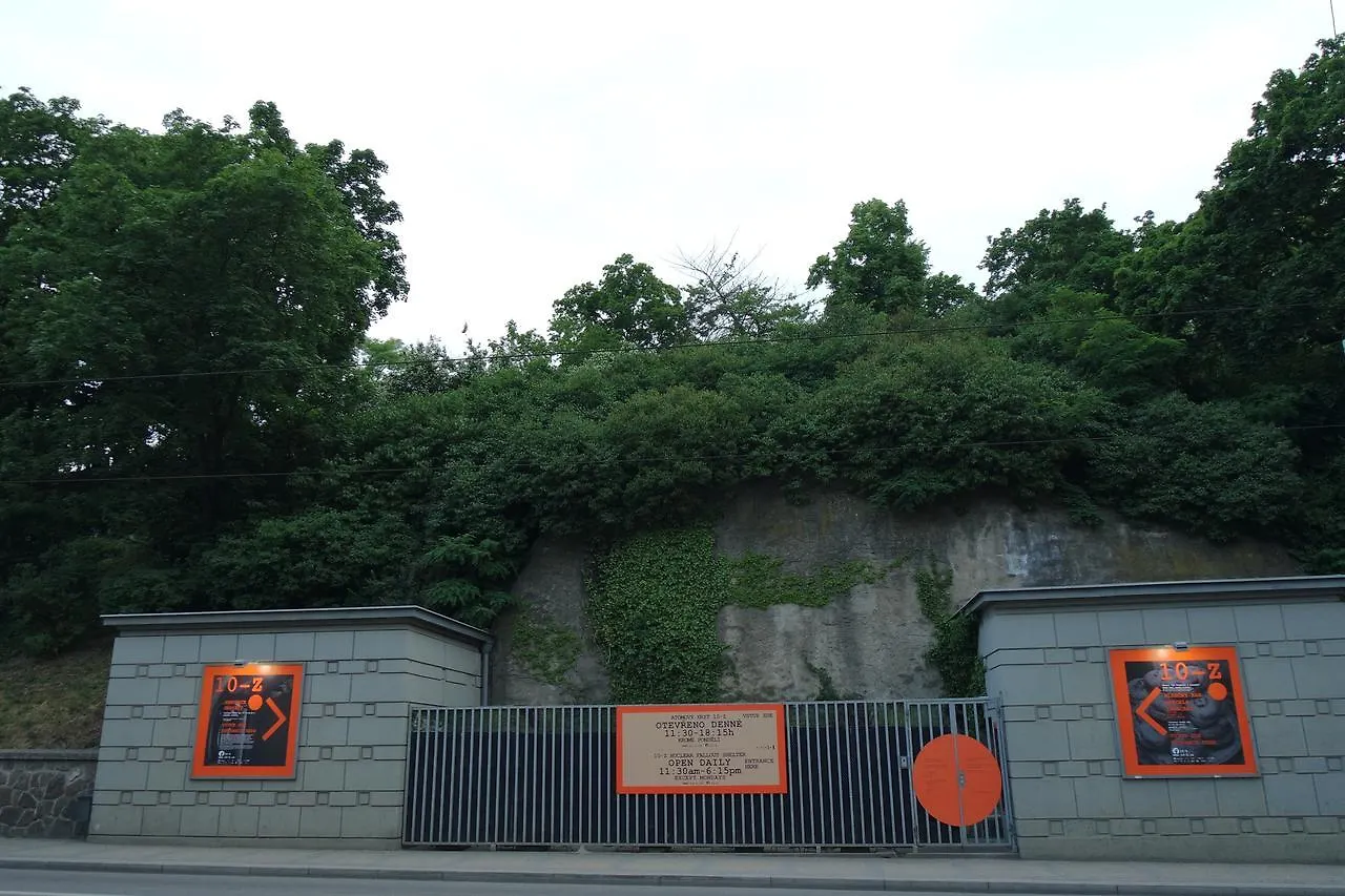 Hostel 10-Z Bunker Brünn