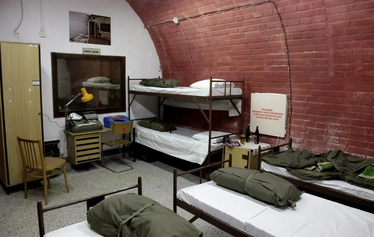 Hostel 10-Z Bunker Brünn Tschechische Republik
